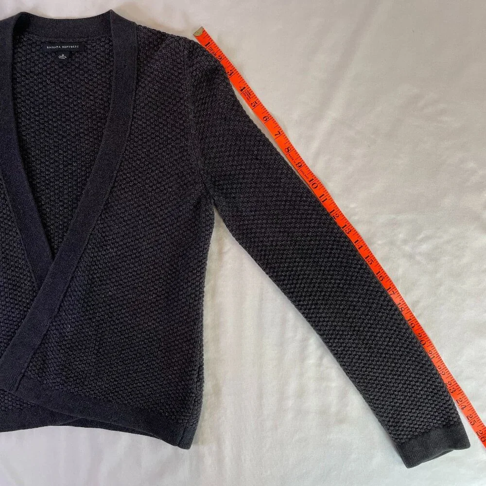 Banana Republic Size S Waffle Knit Cotton Cardigan Gray Open Front Long Sleeves - Picture 7 of 10